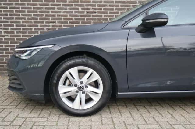 Volkswagen Golf (2021) thumbnail 15