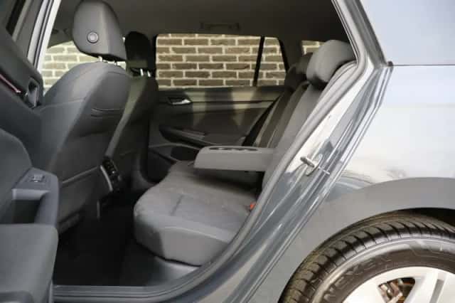 Volkswagen Golf (2021) thumbnail 21