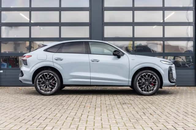 Audi Q3 (2025) thumbnail 3
