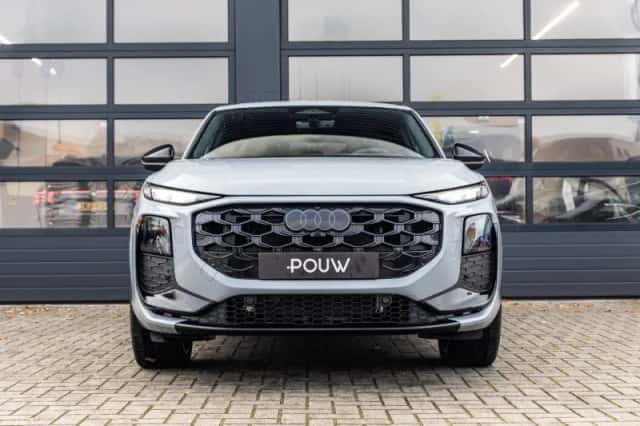 Audi Q3 (2025) thumbnail 6