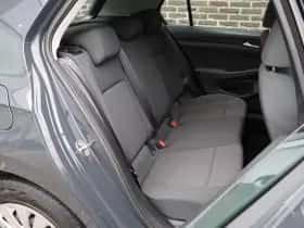 Volkswagen Golf (2021) thumbnail 14