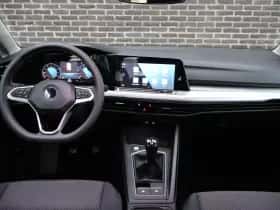 Volkswagen Golf (2021) thumbnail 3