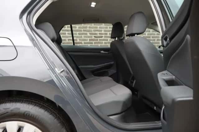 Volkswagen Golf (2021) thumbnail 27