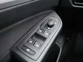 Volkswagen Golf (2021) thumbnail 30