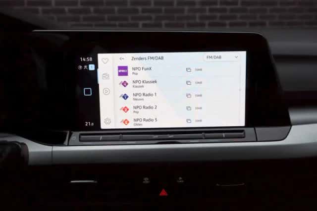 Volkswagen Golf (2021) thumbnail 33
