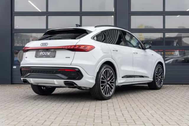 Audi Q5 (2026) thumbnail 2