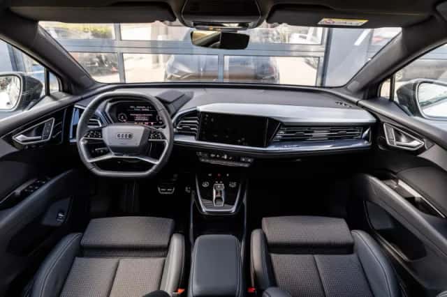 Audi Q4 (2026) thumbnail 5