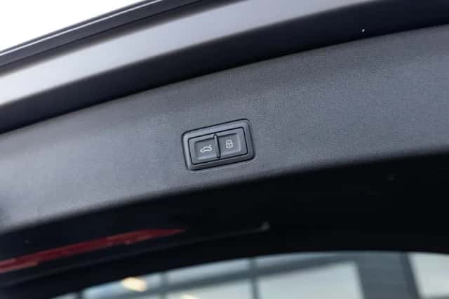 Audi Q3 (2026) thumbnail 18