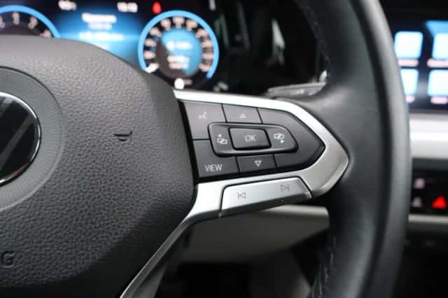 Volkswagen Golf (2020) thumbnail 23
