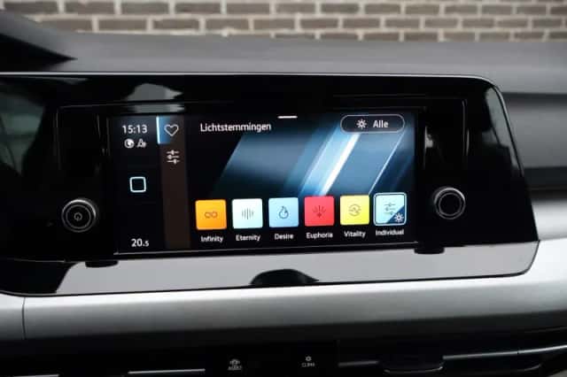 Volkswagen Golf (2020) thumbnail 39