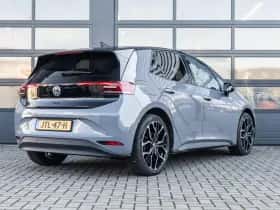 Volkswagen ID.3 (2026) thumbnail 2