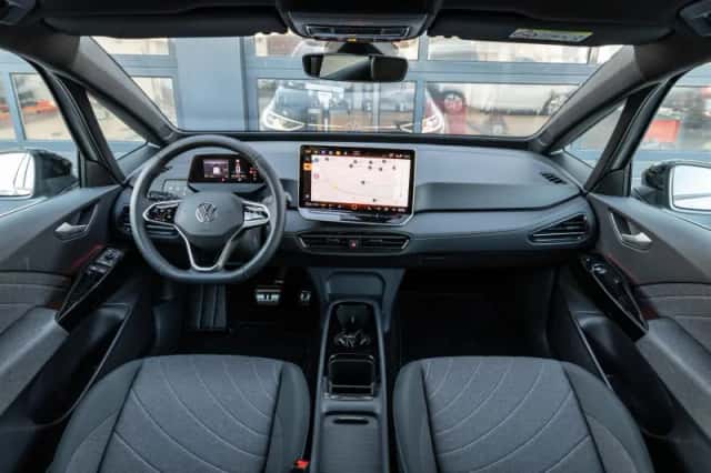 Volkswagen ID.3 (2026) thumbnail 5