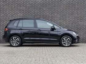 Volkswagen Golf (2019) thumbnail 3
