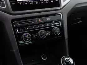 Volkswagen Golf (2019) thumbnail 27