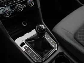 Volkswagen Golf (2019) thumbnail 29