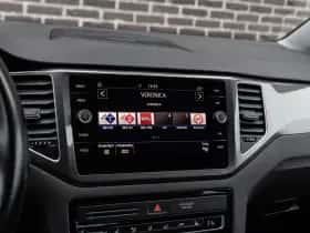 Volkswagen Golf (2019) thumbnail 36