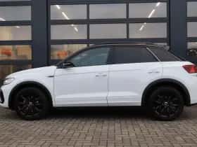 Volkswagen T-Roc (2023) thumbnail 12