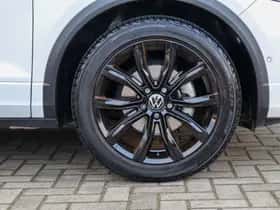 Volkswagen T-Roc (2023) thumbnail 13
