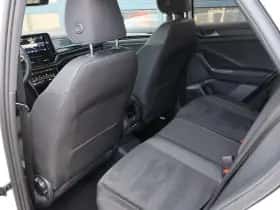 Volkswagen T-Roc (2023) thumbnail 22