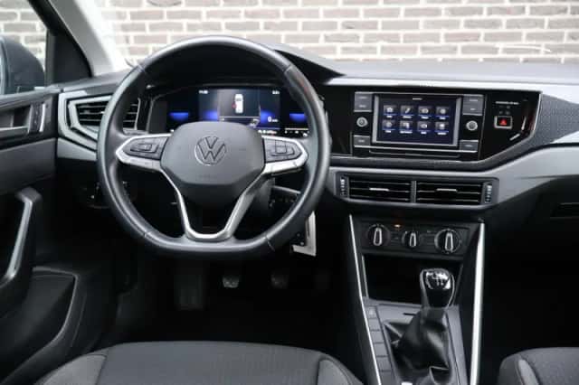 Volkswagen Polo (2022) thumbnail 22