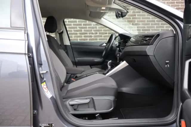 Volkswagen Polo (2022) thumbnail 32
