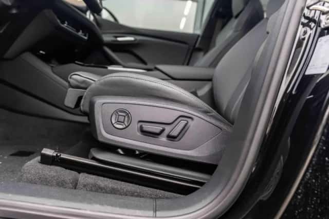 Audi Q6 e-tron (2025) thumbnail 22