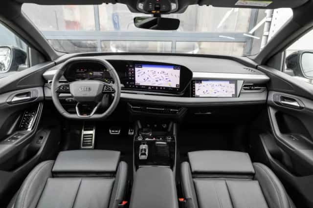 Audi Q6 e-tron (2025) thumbnail 5