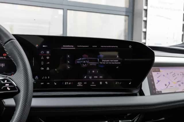 Audi Q6 e-tron (2025) thumbnail 44