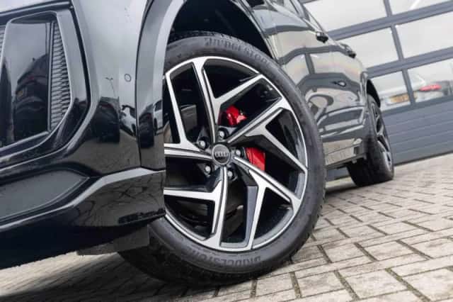 Audi Q6 e-tron (2025) thumbnail 48