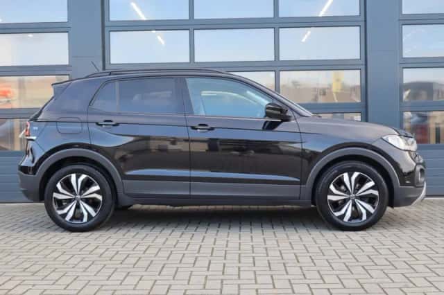 Volkswagen T-Cross (2022) thumbnail 3