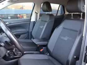 Volkswagen T-Cross (2022) thumbnail 4