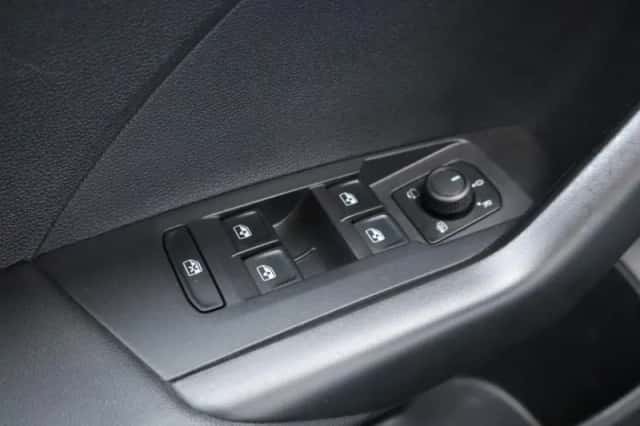 Volkswagen T-Cross (2022) thumbnail 36