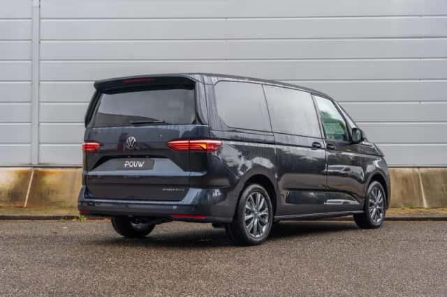 Volkswagen Multivan (2025) thumbnail 2