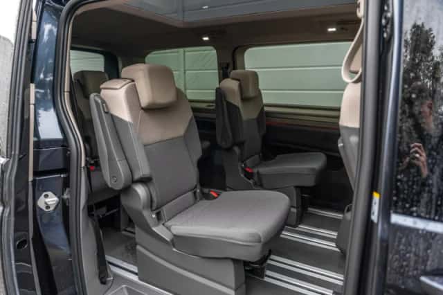 Volkswagen Multivan (2025) thumbnail 19