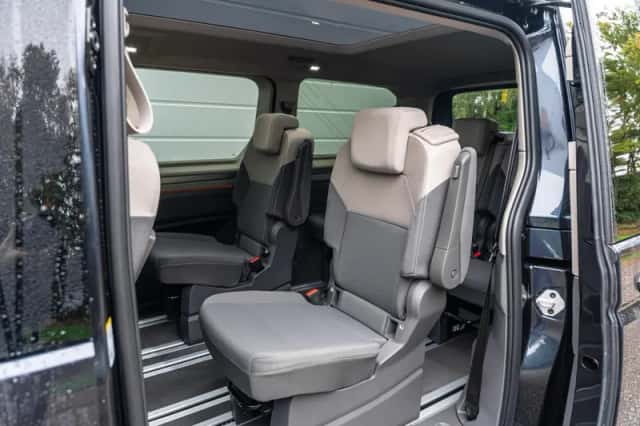 Volkswagen Multivan (2025) thumbnail 24