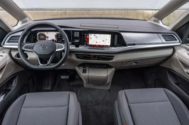 Volkswagen Multivan (2025) thumbnail 6