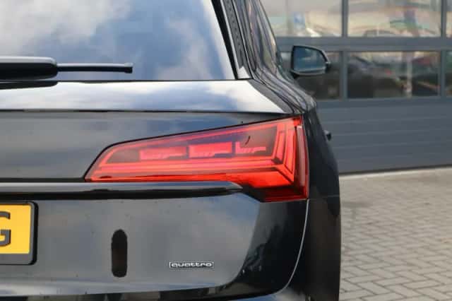 Audi Q5 (2022) thumbnail 12