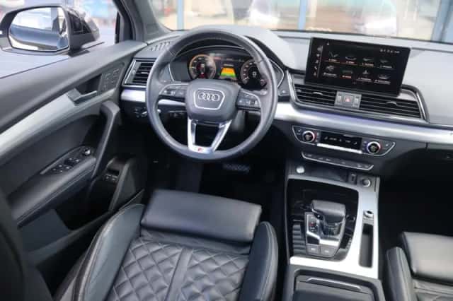 Audi Q5 (2022) thumbnail 26