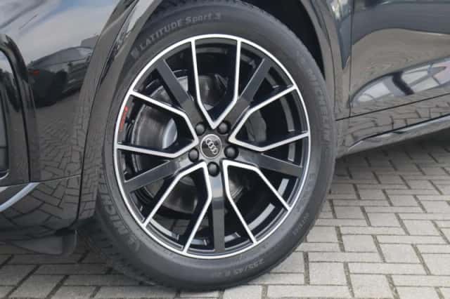 Audi Q5 (2022) thumbnail 44