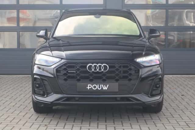 Audi Q5 (2022) thumbnail 8
