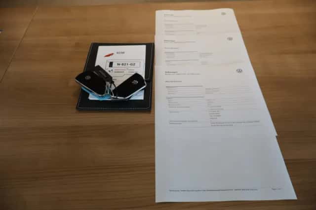 Volkswagen ID.4 (2021) thumbnail 16