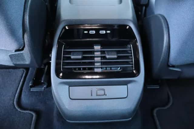 Volkswagen ID.4 (2021) thumbnail 20