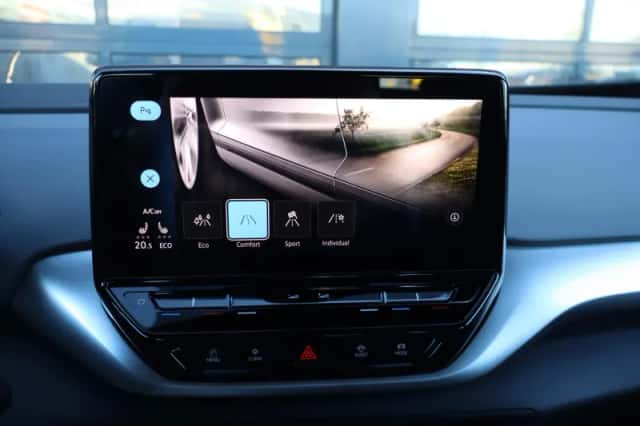 Volkswagen ID.4 (2021) thumbnail 38