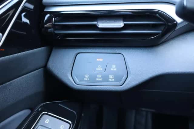 Volkswagen ID.4 (2021) thumbnail 39
