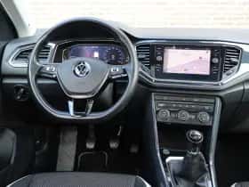 Volkswagen T-Roc (2020) thumbnail 23