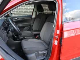Volkswagen T-Cross (2025) thumbnail 4