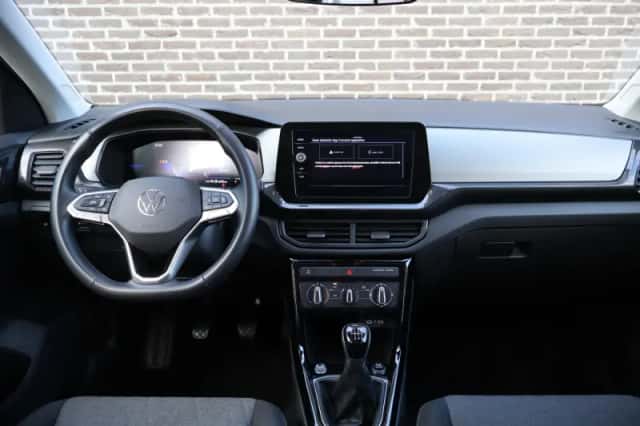 Volkswagen T-Cross (2025) thumbnail 5