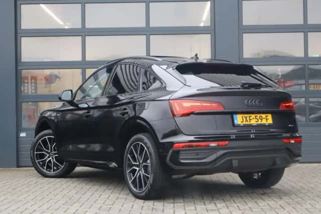 Audi Q5 (2022) thumbnail 13