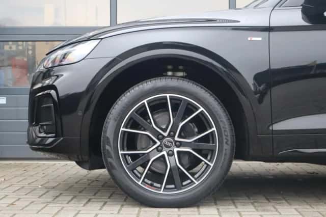 Audi Q5 (2022) thumbnail 15