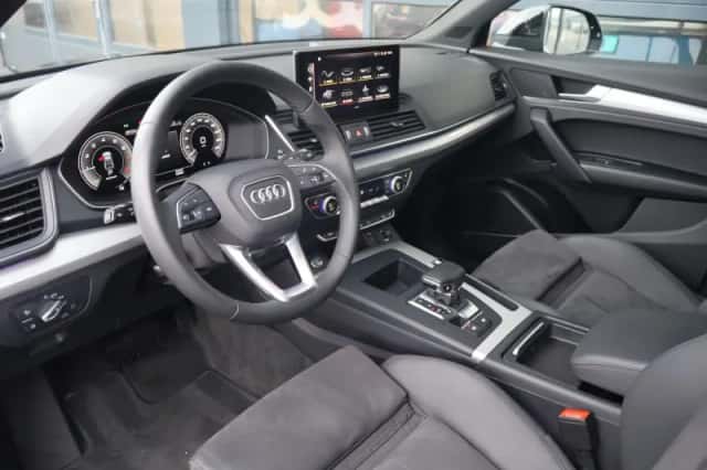 Audi Q5 (2022) thumbnail 35